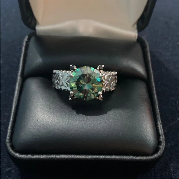 Beautiful 3.16CT Peacock Green Moissanite Diamond Filigree Ring. Size 9.5 M7 - Picture 3 of 6
